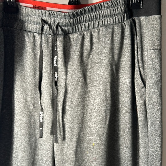 Spyder Active Wear - Picture 3 of 12